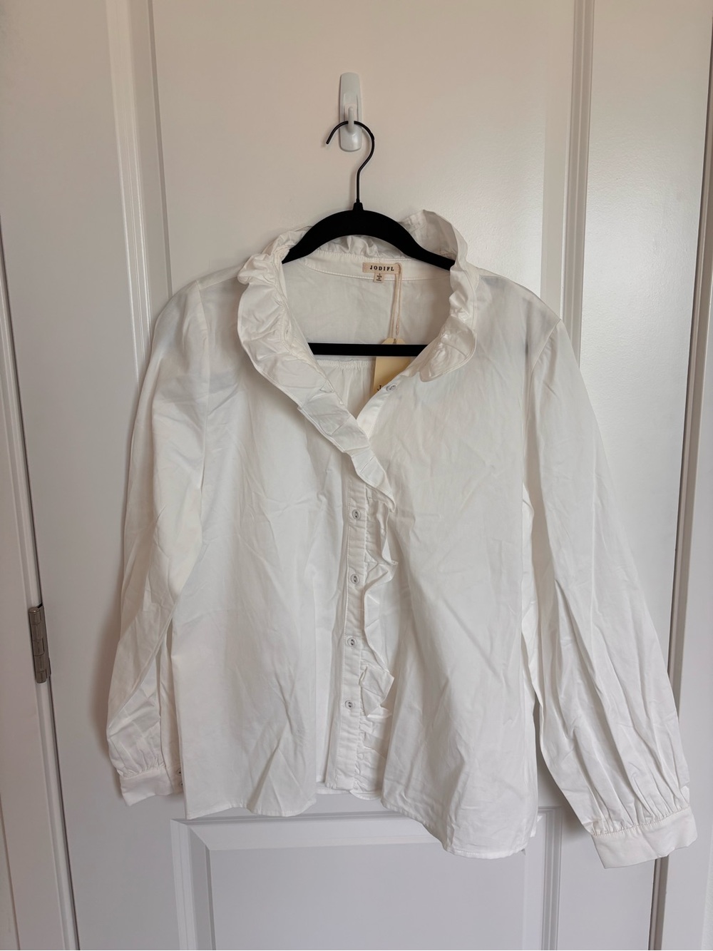 JODIFL Ruffled Collar Button-Front Top White